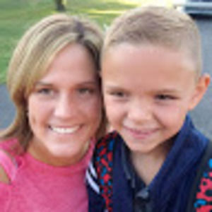 Meet your Posher, Lora